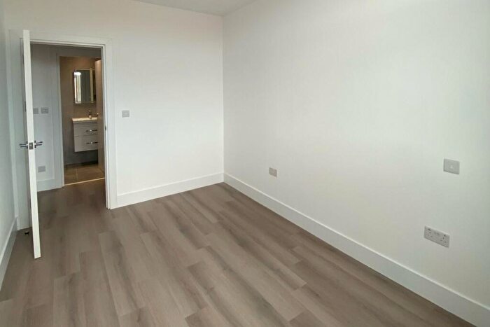 1 Bedroom Flat To Rent In Christchurch Road, Boscombe, BH1