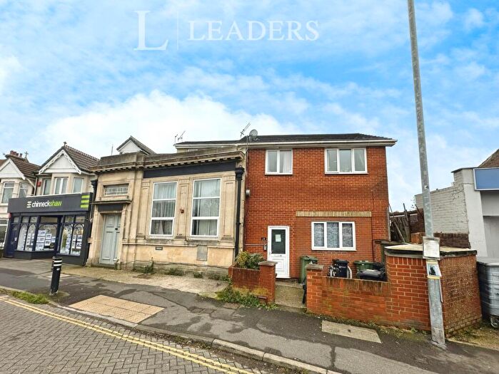 1 Bedroom Apartment For Sale In Milton Road, Portsmouth, Hampshire, PO3