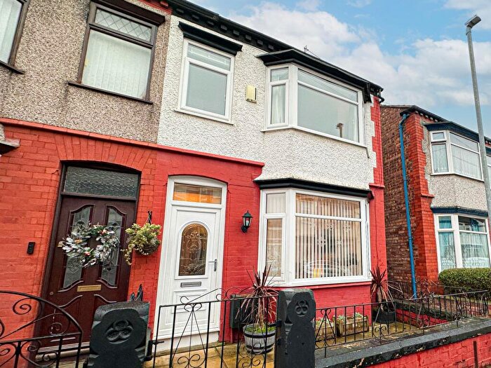 3 Bedroom Semi Detached House For Sale In Gorsefield Road, Birkenhead, CH42