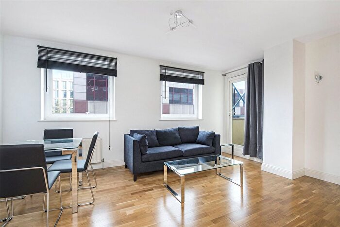 1 Bedroom Flat To Rent In Montgomery Building, Farringdon, London, EC1M