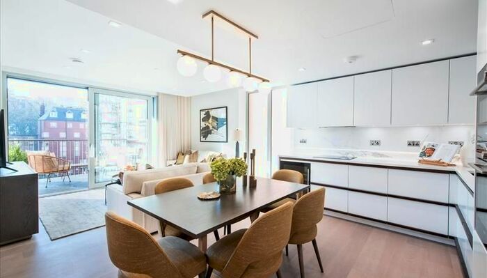3 Bedroom Flat To Rent In Edgware Road, London, W2
