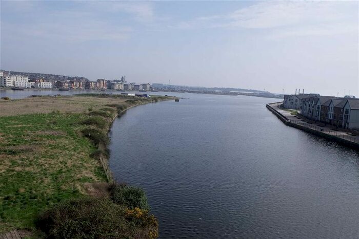 2 Bedroom Flat To Rent In Neptune Road, Barry, Vale Of Glamorgan, CF62