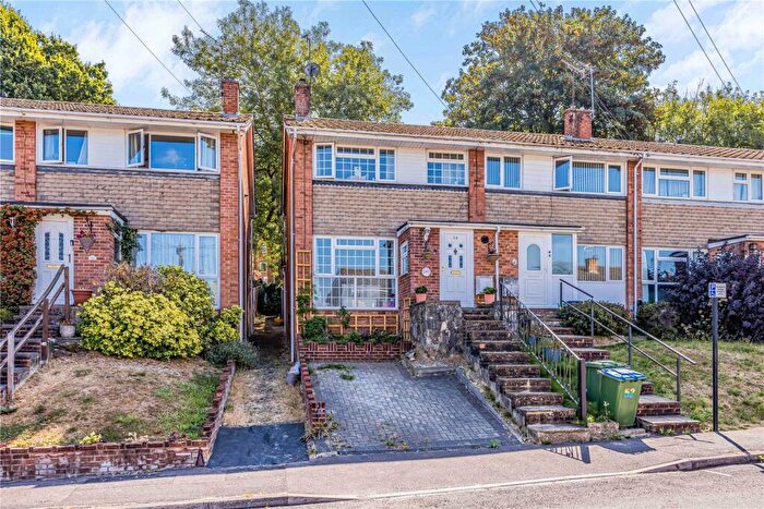 3 Bedroom End Of Terrace House For Sale In Edelvale Road, Southampton, SO18