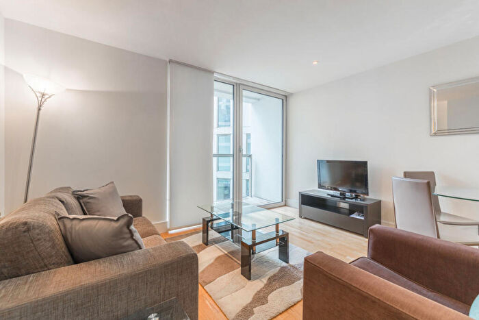 1 Bedroom Flat To Rent In Millharbour, Canary Wharf, E14