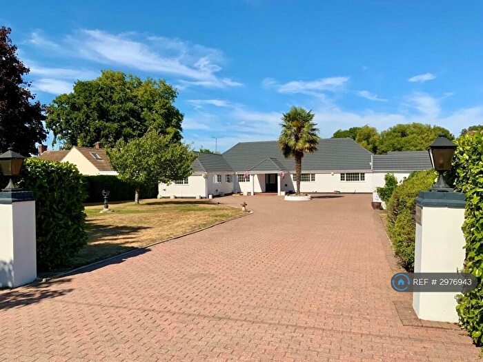 3 Bedroom Detached House To Rent In Down Place, Windsor, SL4