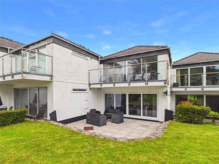 2 Bedroom Flat For Sale In Coedrath Park, Saundersfoot, Pembrokeshire, SA69