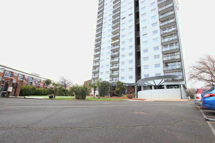 1 Bedroom Flat To Rent In Daubeney Road, London, E5