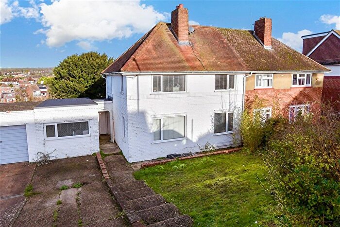 3 Bedroom Semi Detached House For Sale In Denton Drive, Hollingbury, Brighton, East Sussex, BN1
