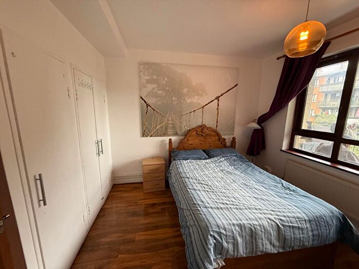 2 Bedroom Flat To Rent In Chadswell House, Cromer Street, Kings Cross, London, WC1H
