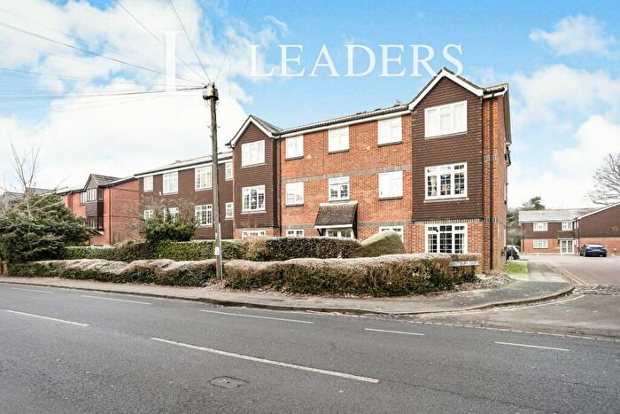 1 Bedroom Apartment To Rent In Abbotsbury Court, RH13