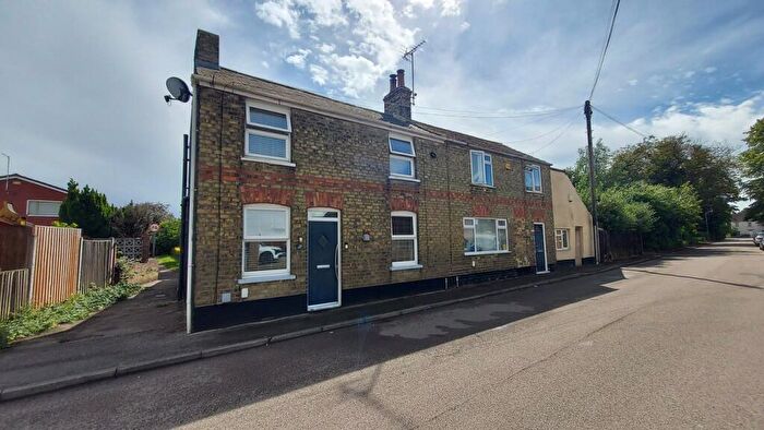 2 Bedroom End Of Terrace House For Sale In Eastgate, Bourne, PE10
