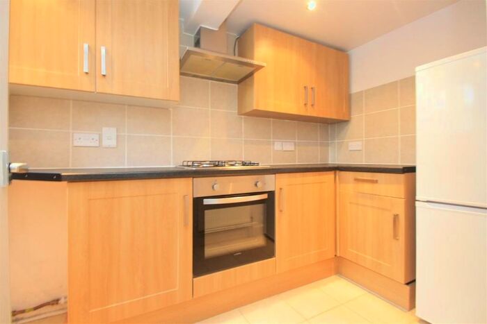 1 Bedroom Maisonette To Rent In St. Mary's Road, London, SE25