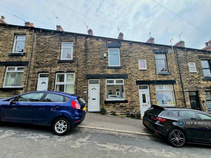 2 Bedroom Terraced House To Rent In Windermere Road, Barnsley, S71