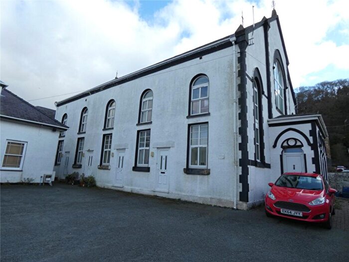 2 Bedroom Terraced House To Rent In William Street, Bangor, Gwynedd, LL57