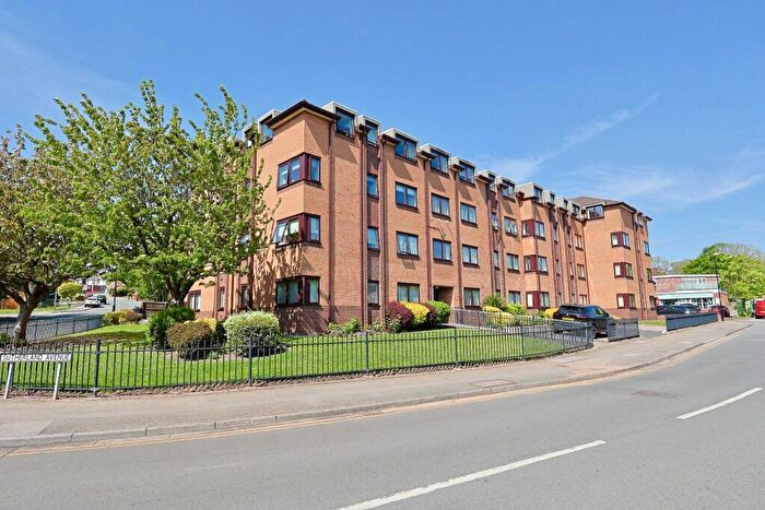 2 Bedroom Apartment For Sale In Sutherland Avenue, Coventry, West Midlands, CV5