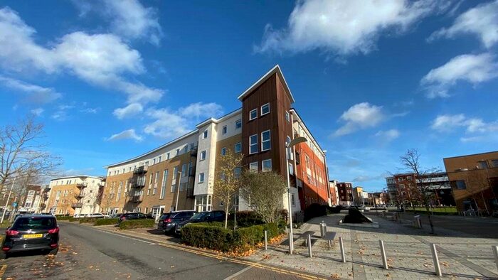2 Bedroom Flat To Rent In Thorney House, Drake Way, Reading, Berkshire, RG2