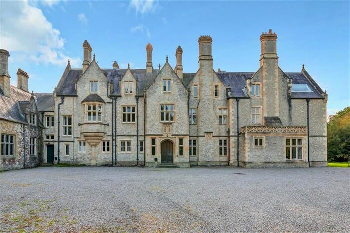 6 Bedroom Terraced House For Sale In Tower Court/Adhurst St. Mary, Petersfield, Hampshire, GU31