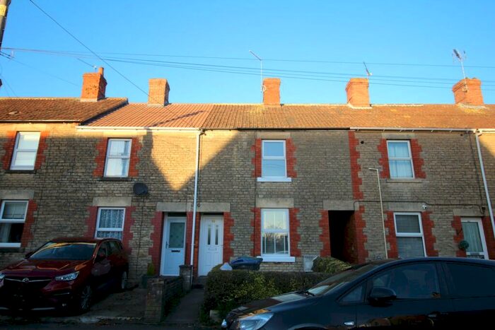 3 Bedroom Semi-Detached House To Rent In Sheldon Road, Chippenham, SN14
