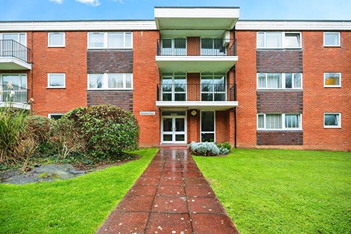 2 Bedroom Flat For Sale In Surrey Road, Seaford, BN25