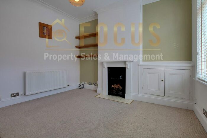 2 Bedroom Terraced House To Rent In Hartopp Road, Leicester, LE2