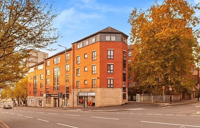 1 Bedroom Flat To Rent In Chardlace Walk, Nottingham, NG1