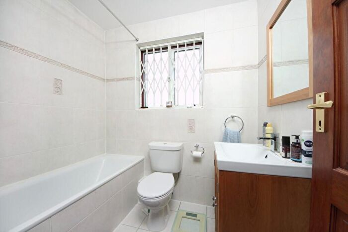 3 Bedroom End Of Terrace House For Sale In Brentmead Gardens, London, NW10