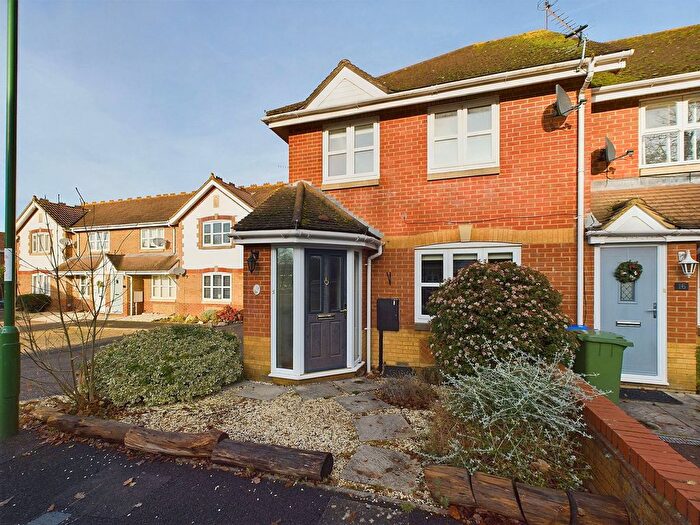3 Bedroom End Terrace House For Sale In Primrose Copse, Horsham, West Sussex., RH12