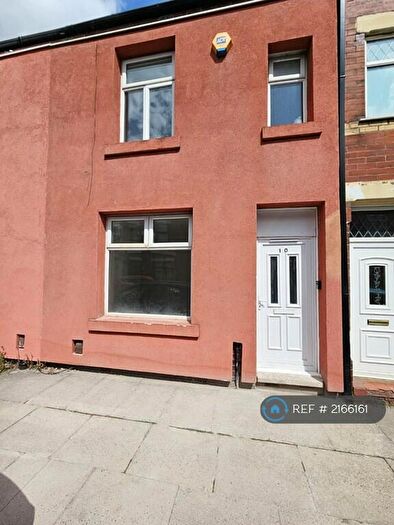 3 Bedroom Terraced House To Rent In Southbourne Street, Salford, M6
