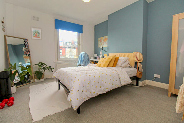 4 Bedroom Terraced House To Rent In St. Anns Avenue, LS4