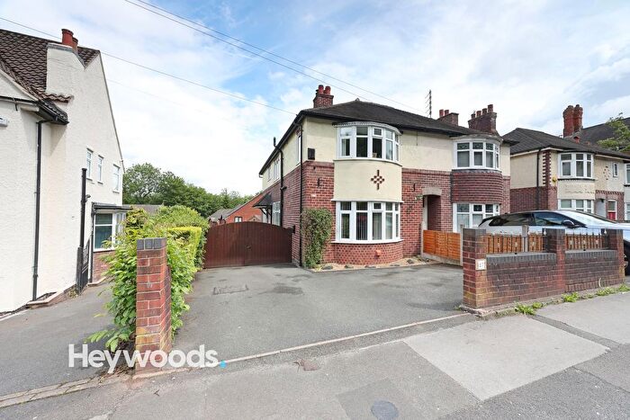 3 Bedroom Semi-Detached House For Sale In Clayton Road, Newcastle, ST5