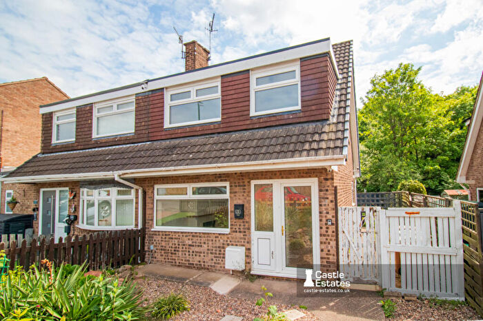 3 Bedroom Semi-Detached House For Sale In Anders Drive, NG6