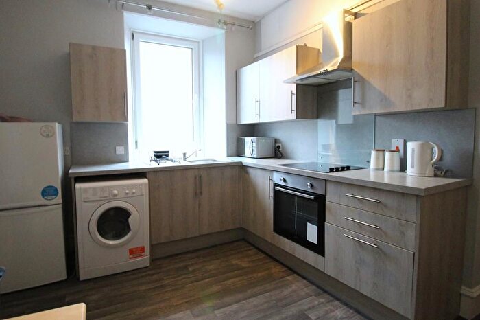 1 Bedroom Flat To Rent In Colville Place, Floor Left, AB24