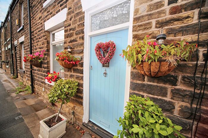 2 Bedroom Terraced House For Sale In School Lane, Upholland, WN8