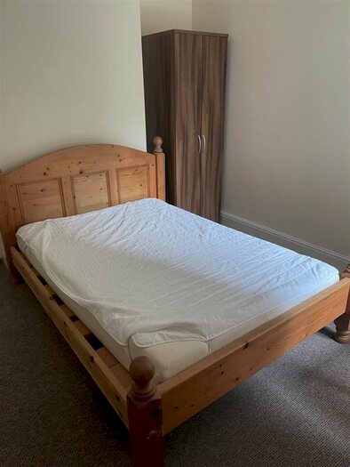 5 Bedroom Terraced House To Rent In Harold Road, Southsea, PO4