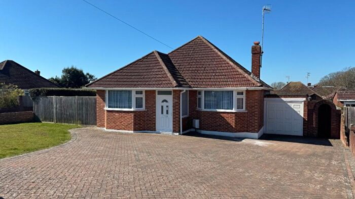 3 Bedroom Detached Bungalow For Sale In Hillside Avenue, Seaford, East Sussex, BN25