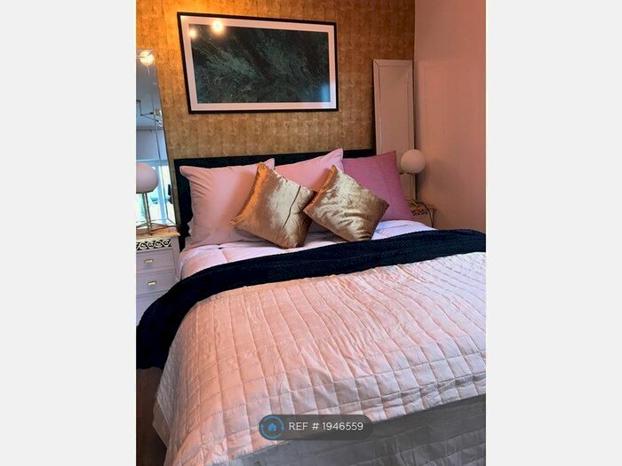 1 Bedroom Bungalow To Rent In Ashford Road, Dorset, BH6