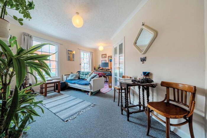 1 Bedroom Flat To Rent In Bartholomew Street, Newbury, RG14