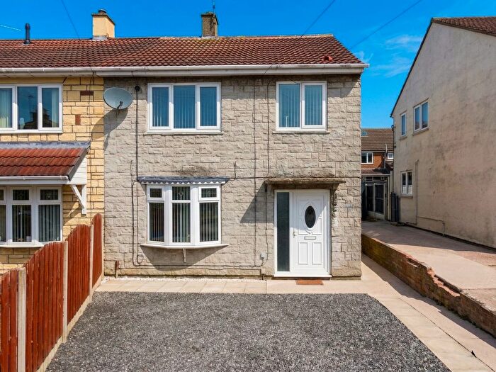 3 Bedroom Semi-detached House For Sale In Chestnut Grove Conisbrough, Conisbrough, Doncaster, DN12