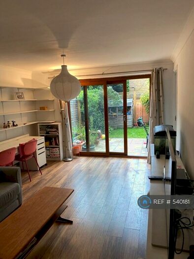 4 Bedroom Terraced House To Rent In Pagoda Gardens, London, SE3