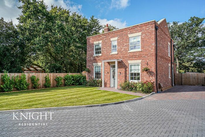 4 Bedroom Detached House For Sale In Wix, Colchester, CO11