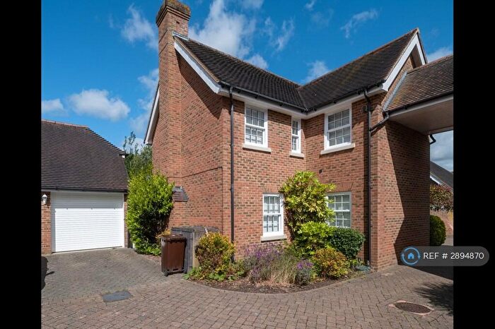 4 Bedroom Detached House To Rent In Hawkbridge Grove, West Malling, ME19