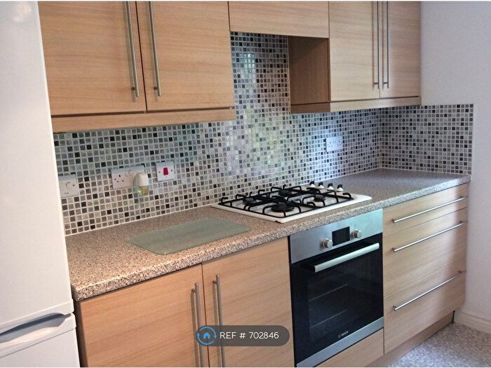 2 Bedroom Flat To Rent In Palmerston Road, Ilkeston, DE7