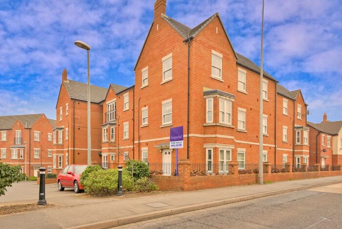 2 Bedroom Flat To Rent In The Nettlefolds, Hadley, TF1