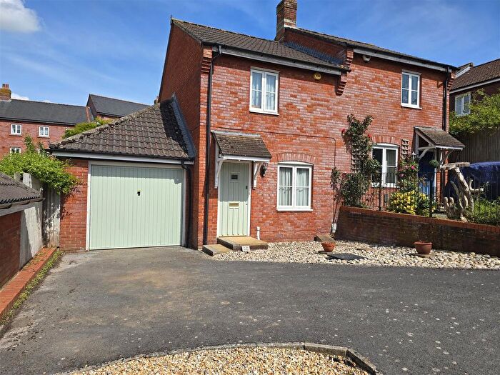 2 Bedroom Semi Detached House For Sale In Honeymead Lane, Sturminster Newton, DT10