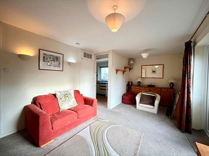 1 Bedroom Flat To Rent In Wake Green Park, Moseley, Birmingham, B13