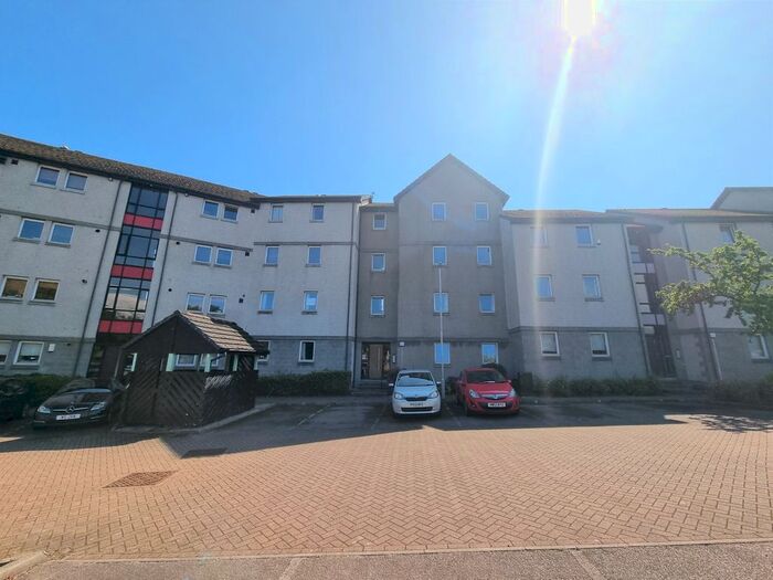 2 Bedroom Flat To Rent In Picktillum Place, Kittybrewster, Aberdeen, AB25
