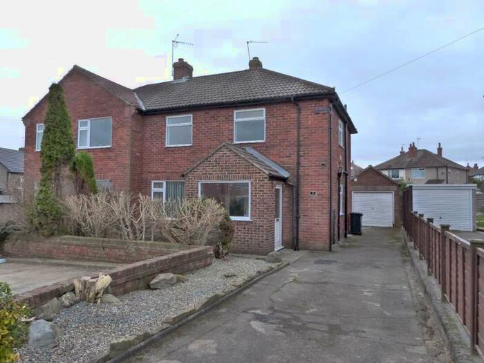 3 Bedroom Semi-Detached House To Rent In Kingsley Drive Harrogate, HG1