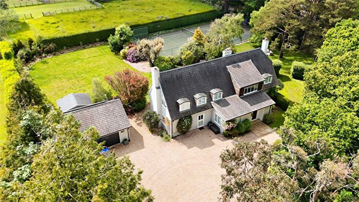 5 Bedroom Detached House For Sale In Mount Pleasant Lane, Lymington, Hampshire, SO41