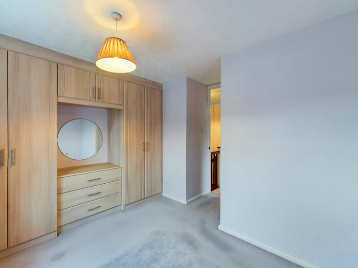 2 Bedroom End Of Terrace House To Rent In Thistle Close, Hemel Hempstead, Hertfordshire, HP1