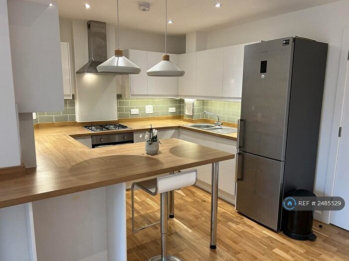 1 Bedroom Flat To Rent In Whyteleafe Hill, Whyteleafe, CR3